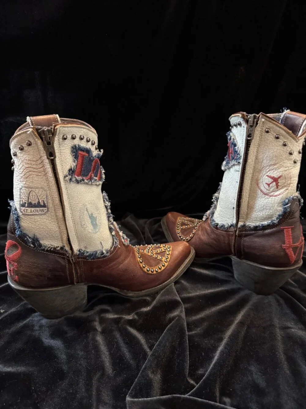 Old Gringo Love & Peace Short Western Boots Women Sz 7 B Brown White Cowboy
